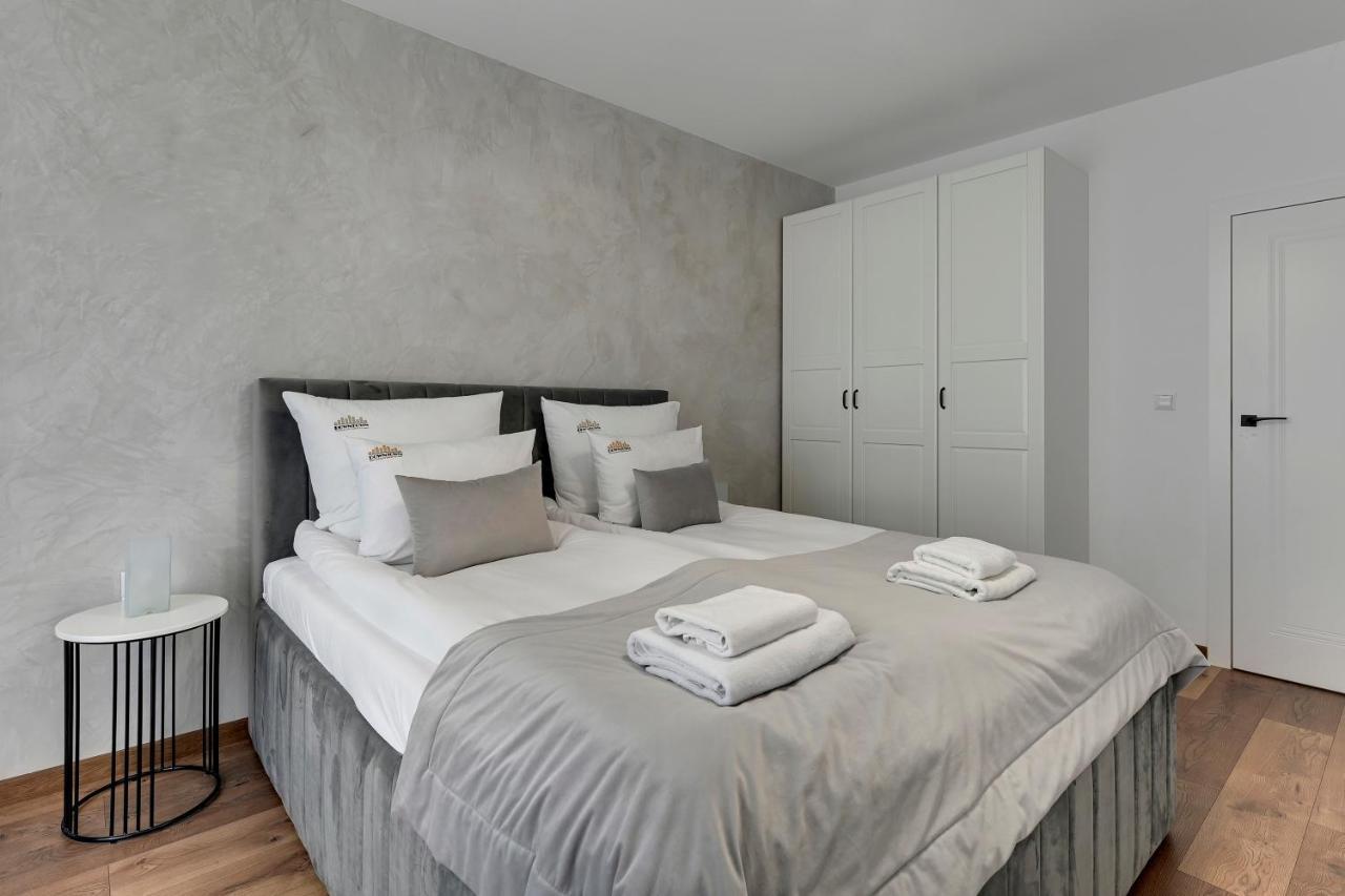 Bastion Walowa City Center & Parking By Downtown Apartments Gdańsk Kültér fotó